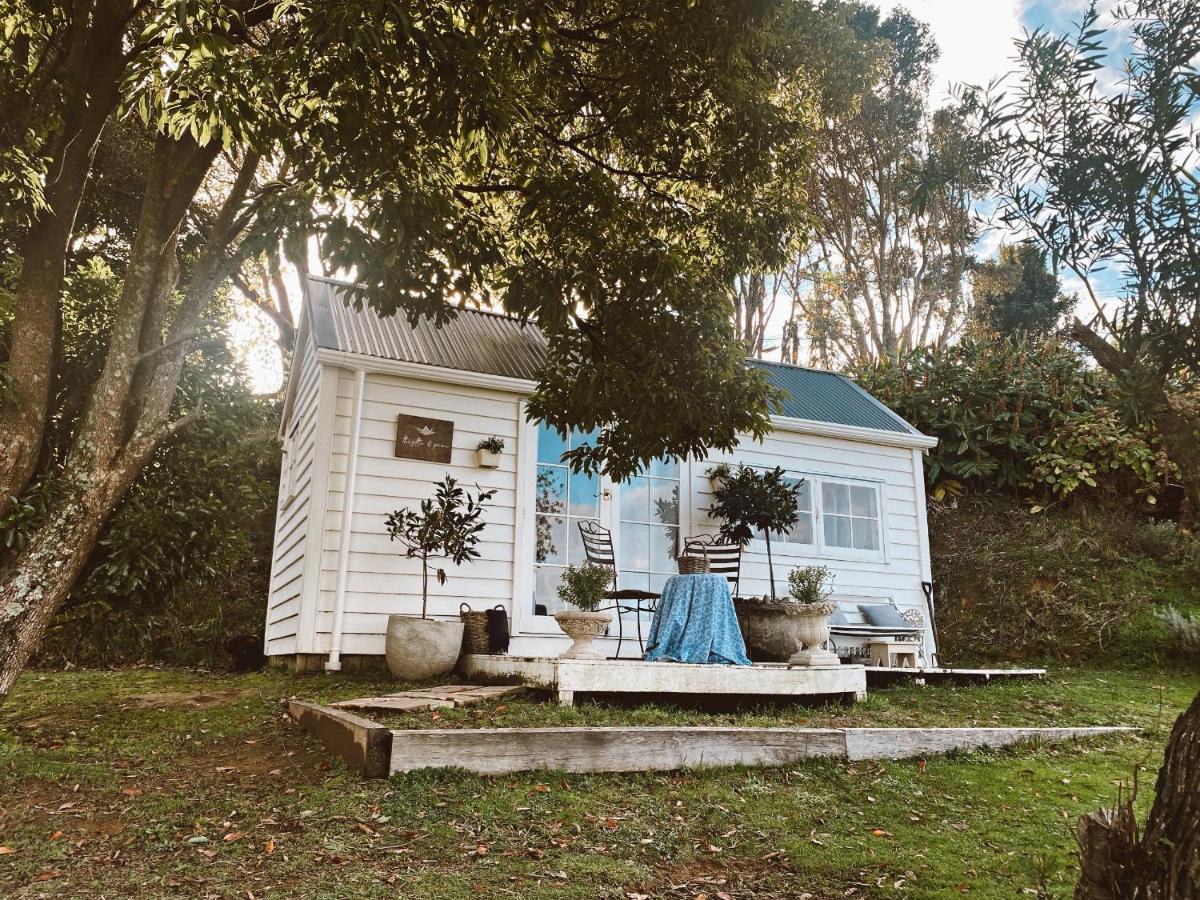 Thistle And Pine Cottage Farmstay Tauranga Extérieur photo